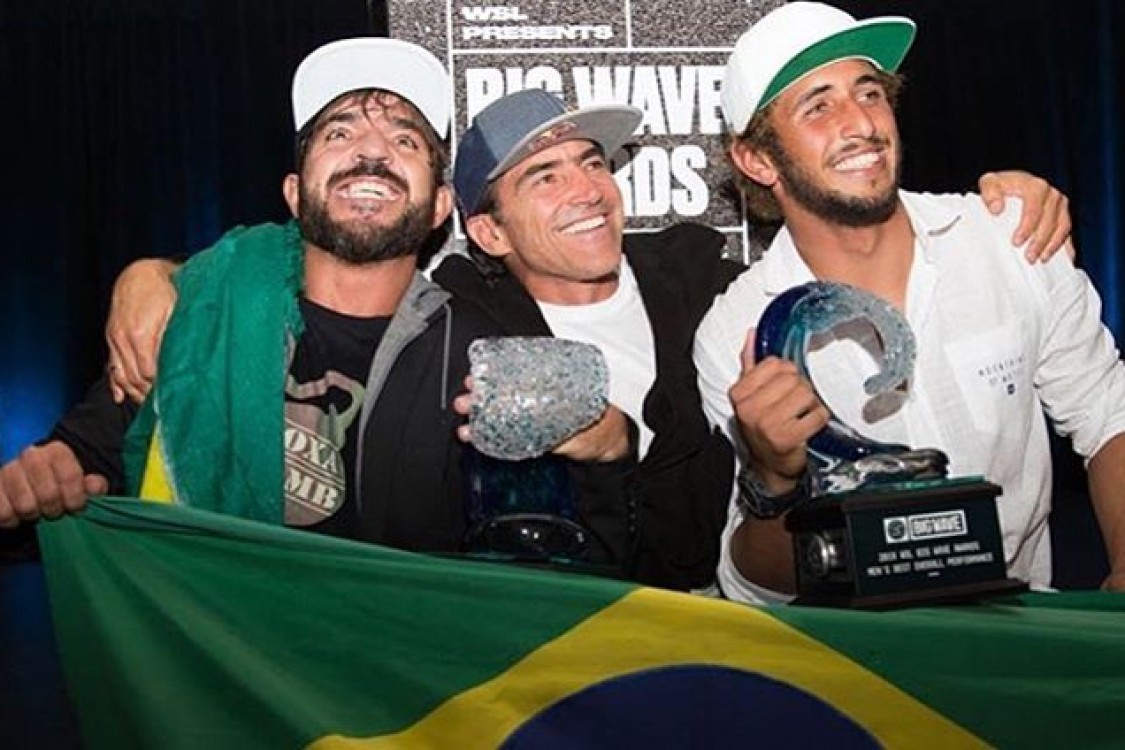 Teccel athlete Lucas Chumbo wins Men's Best Overrall Performance XXL Big Wave Awards 2017/2018